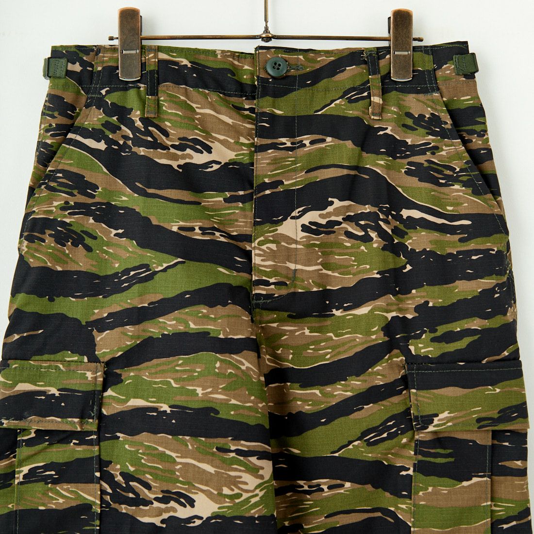 PROPPER [プロッパー] ダーツヘムパンツ [DARTS-HEM-PANTS] TIGER CAMO