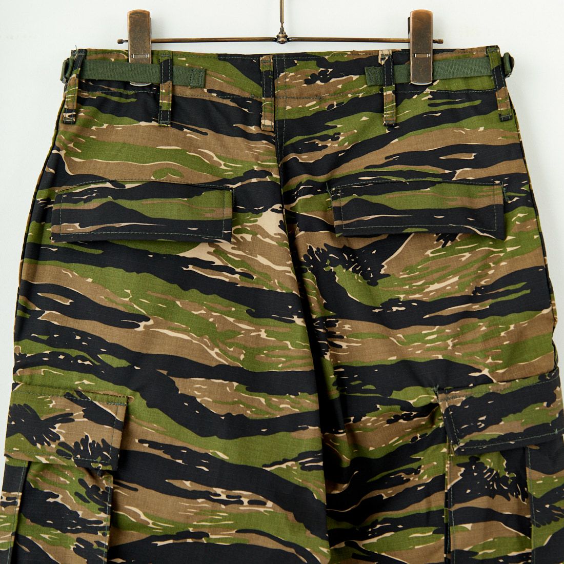 PROPPER [プロッパー] ダーツヘムパンツ [DARTS-HEM-PANTS] TIGER CAMO