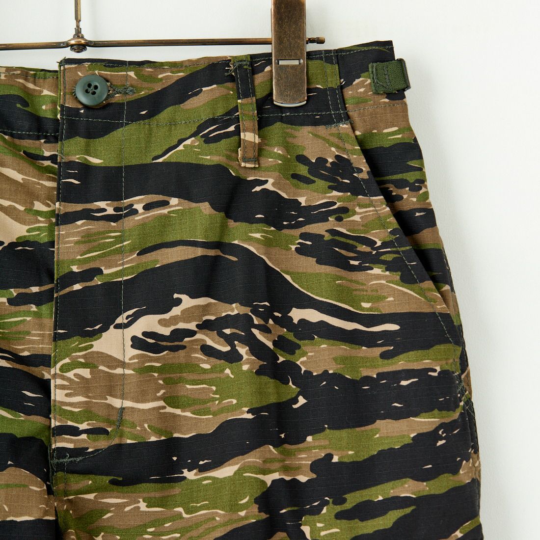 PROPPER [プロッパー] ダーツヘムパンツ [DARTS-HEM-PANTS] TIGER CAMO