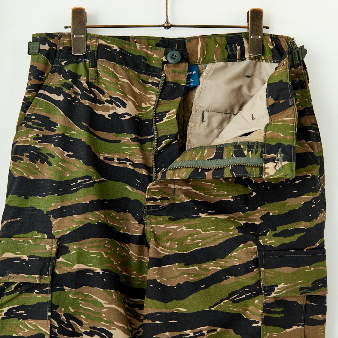 PROPPER [プロッパー] ダーツヘムパンツ [DARTS-HEM-PANTS] TIGER CAMO