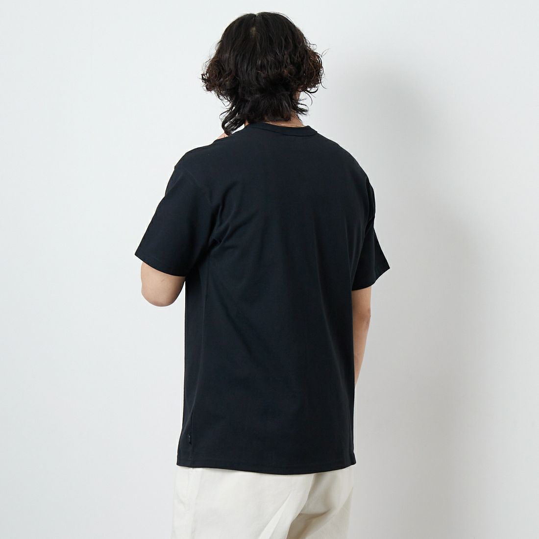 NIKE [ナイキ] プレミアム エッセンシャル Tシャツ [DO7393] 010 ﾌﾞﾗｯｸ &&モデル身長：179cm 着用サイズ：M&&