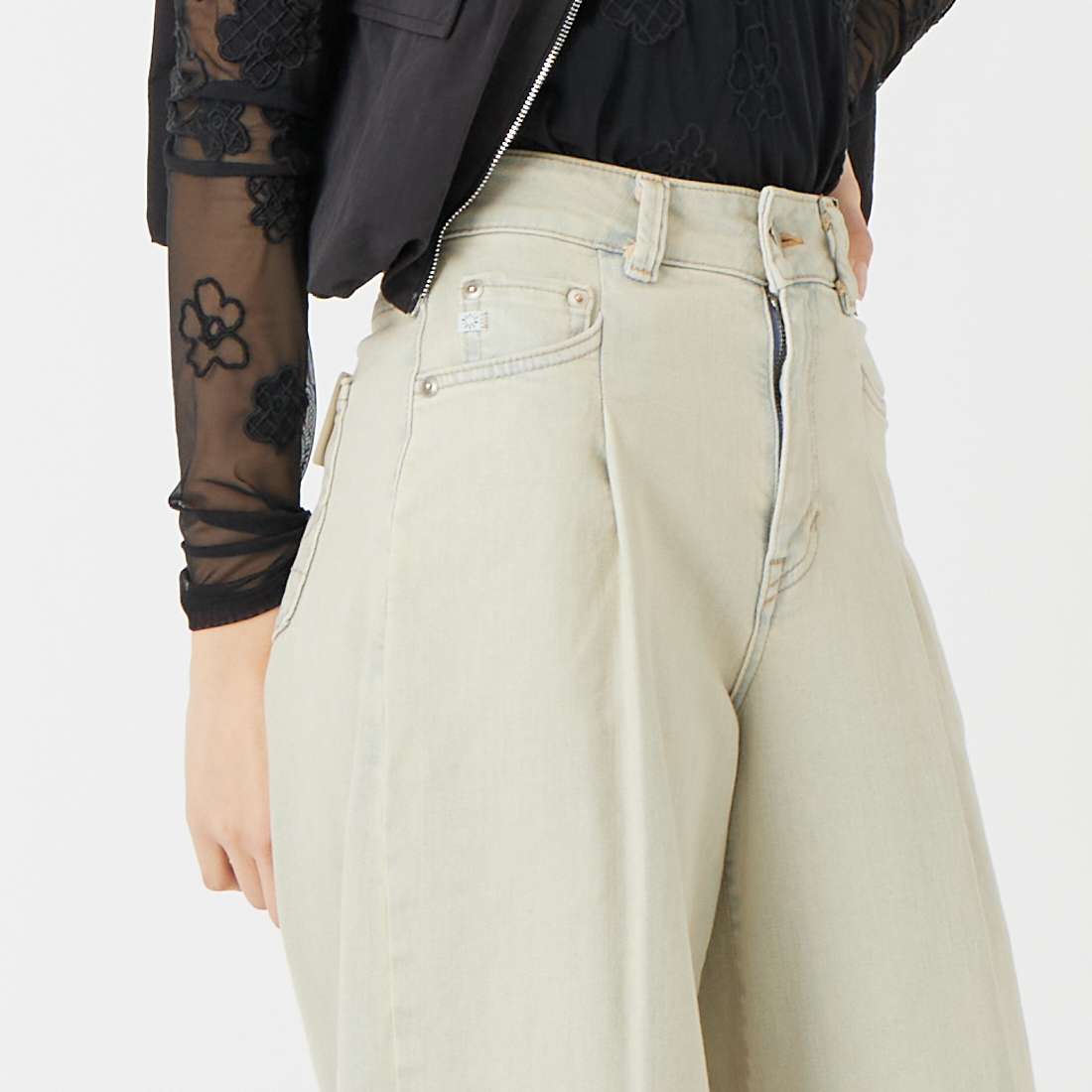 SOMETHING [サムシング] HANAタックカーブデニムパンツ [SEA880] 00 O.W