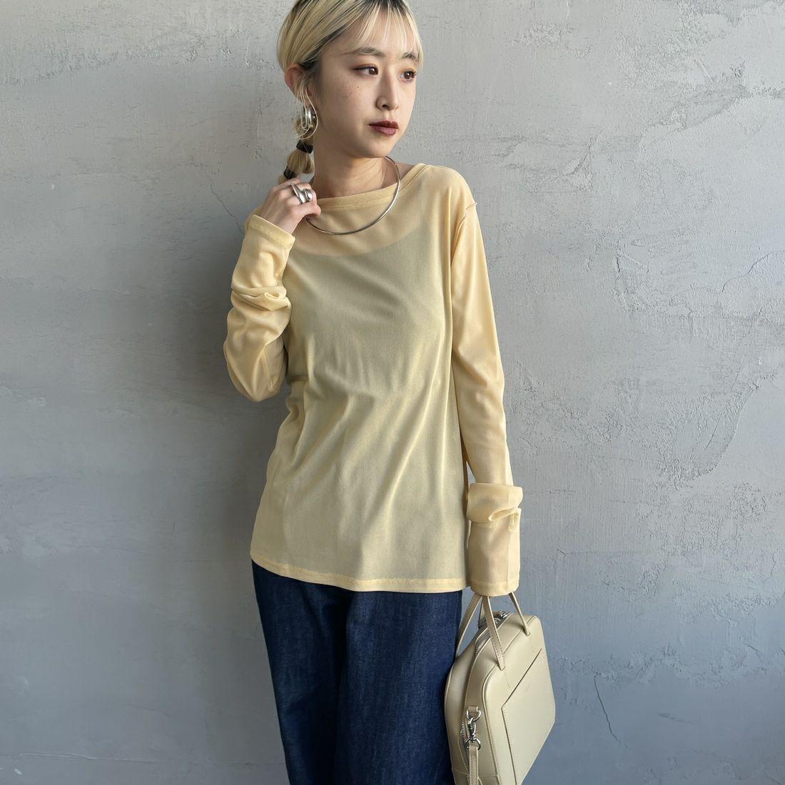 31 YELLOW&&モデル身長：150cm 着用サイズ：F&&