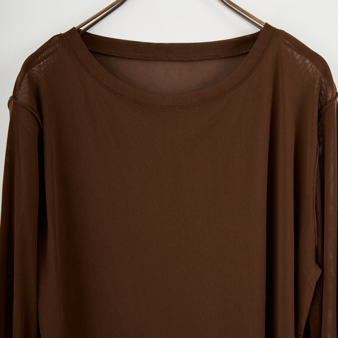 nenom [ネノム] クルーネック シアーカットソー [NE25112034] 28 BROWN