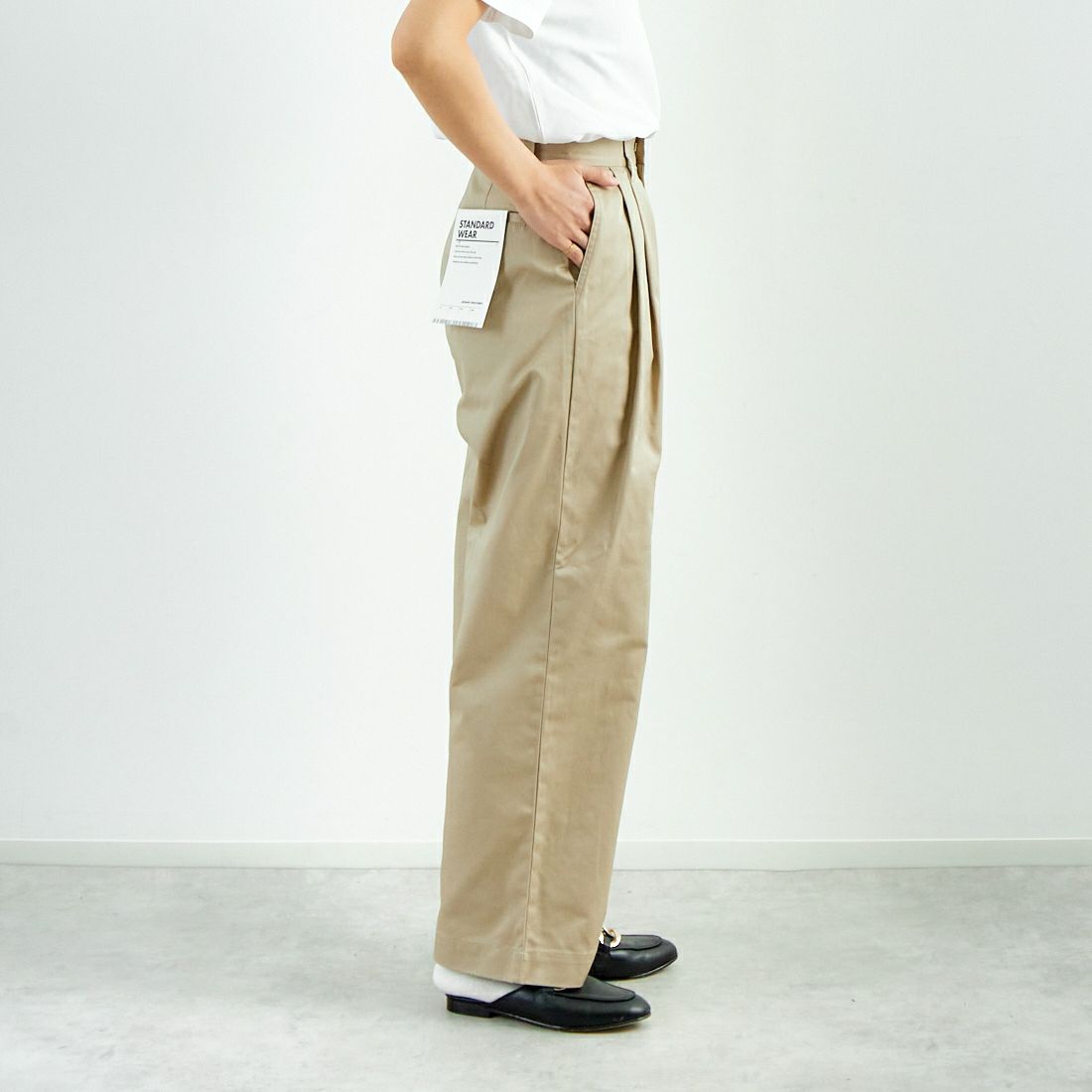 Jeans Factory Clothes [ジーンズファクトリークローズ] 2タックチノパンツ [IN13-PT-5] ﾍﾞｰｼﾞｭ &&モデル身長：160cm 着用サイズ：M&&