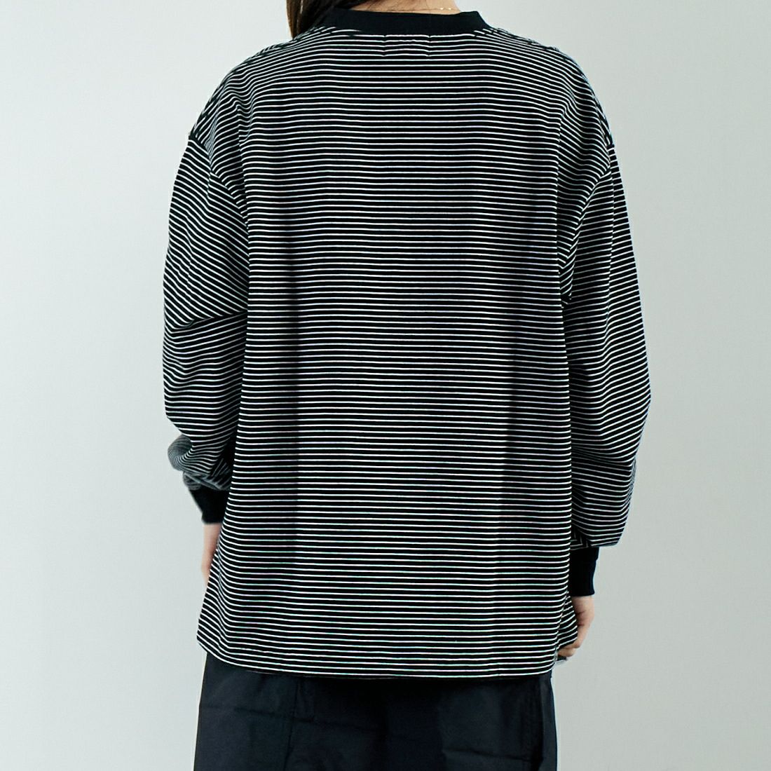 SLICK [スリック] MVS天竺 ロングスリーブドロストボーダーTシャツ [5155849] 700 BLK/WH &&モデル身長：167cm 着用サイズ：0&&