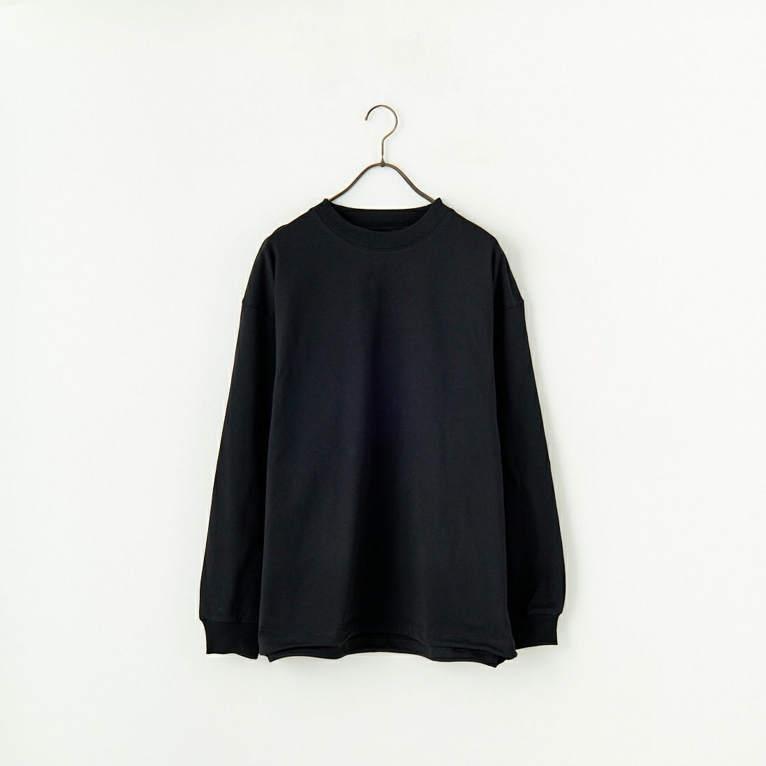 700 BLACK