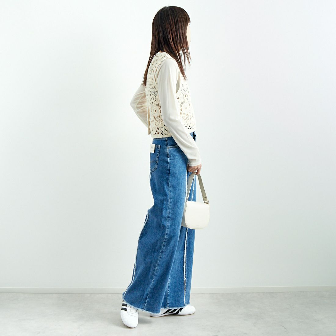 CLOCHE [クロシェ] 2WAYレース編みニットベスト [51285501] ｱｲﾎﾞﾘｰ &&モデル身長：167cm 着用サイズ：2&&