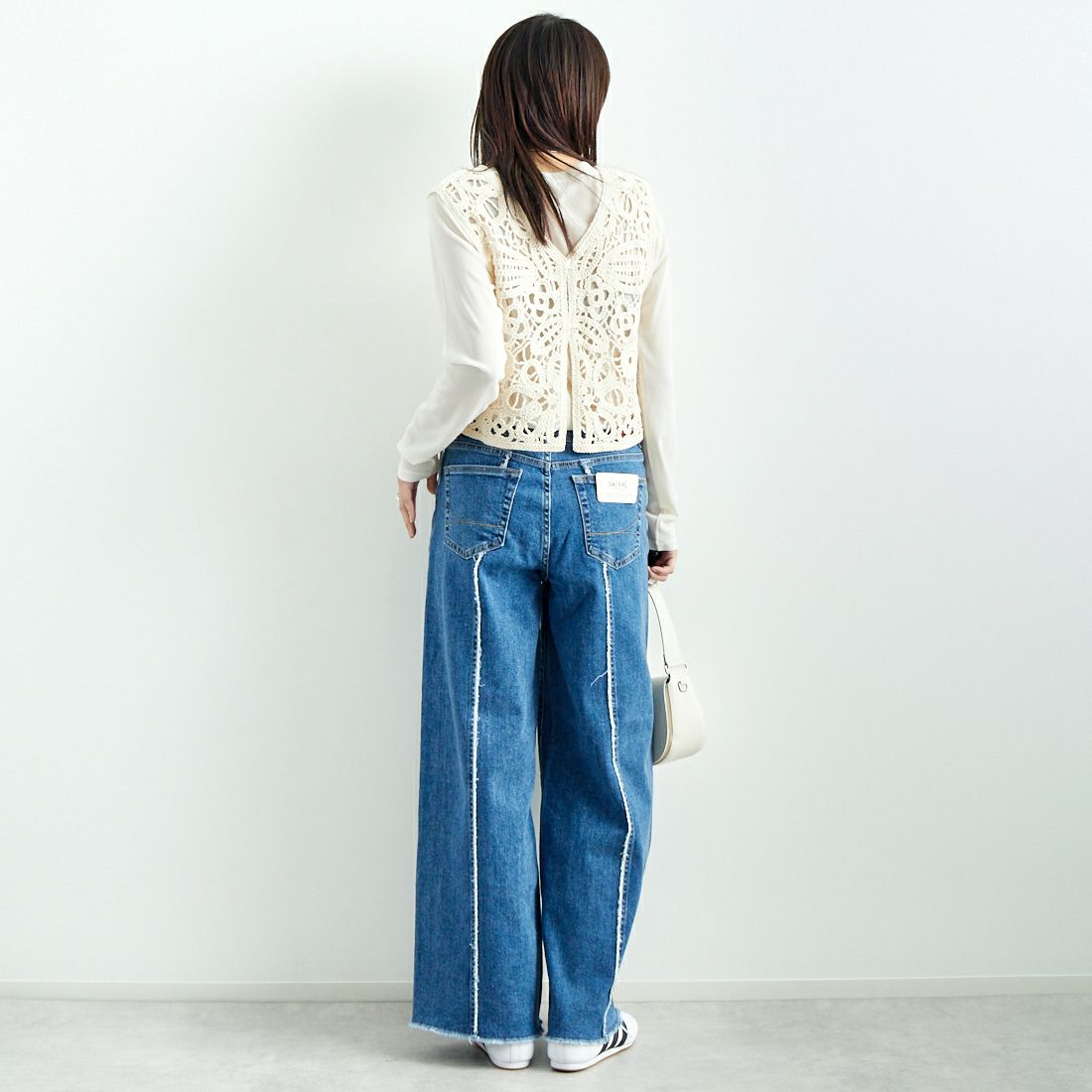 CLOCHE [クロシェ] 2WAYレース編みニットベスト [51285501] ｱｲﾎﾞﾘｰ &&モデル身長：167cm 着用サイズ：2&&