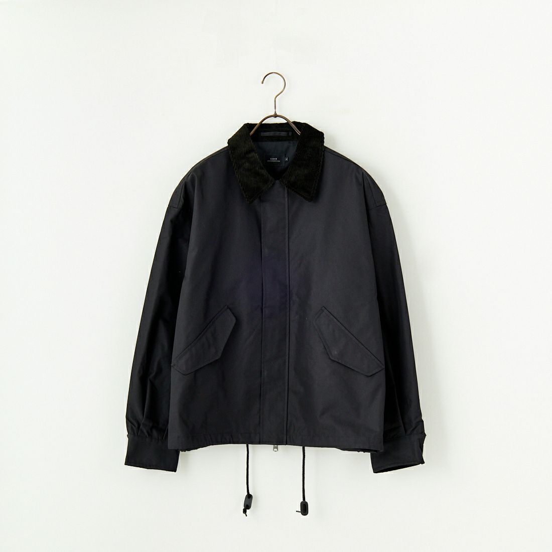700 BLACK