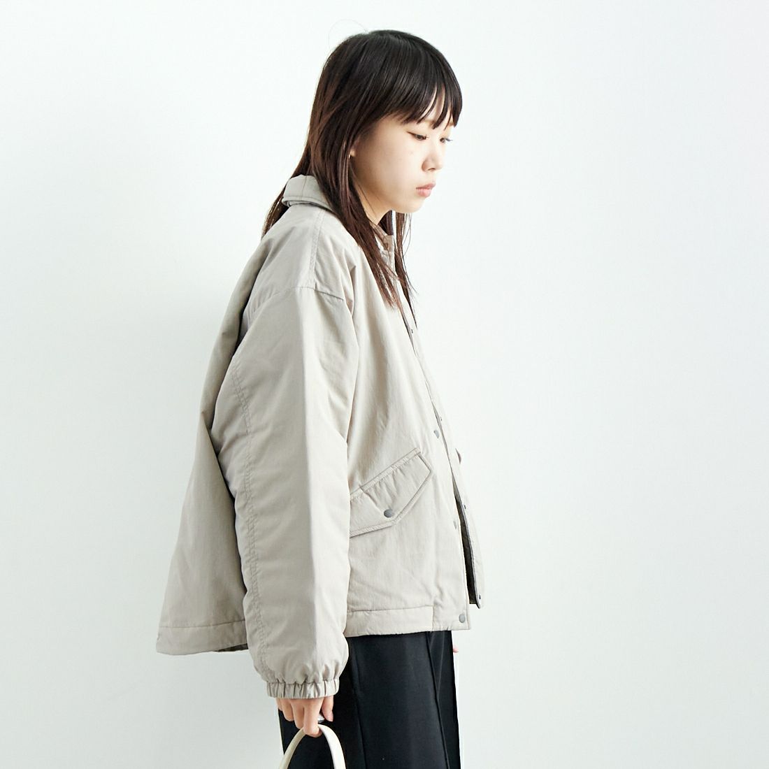 NANGA [ナンガ] ウィメンズ ソフトダウンコーチジャケット [N2501-0J003B] BEG&&モデル身長：167cm 着用サイズ：WM&&