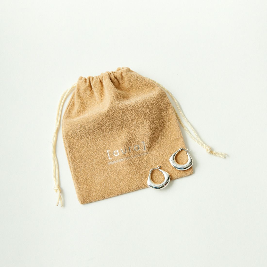 aura [オーラ] ドロップフープピアス [A-P025] SILVER