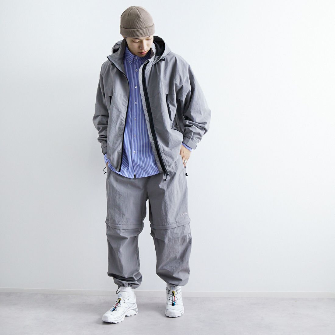 +phenix [プラスフェニックス] 別注 2WAY ナイロンタッサーコンバーチブルパンツ [POB-25007IN-JF] GRAY &&モデル身長：179cm 着用サイズ：L&&