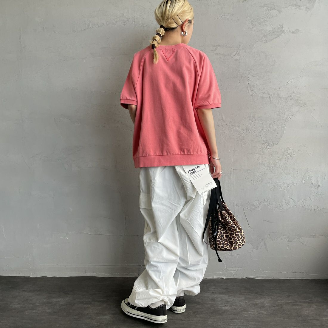 HANDTEX [ハンドテックス] 別注 ロゴプリント ラグランスリーブスウェット [HT7-CST-IN5-JF] ﾋﾟﾝｸ &&モデル身長：150cm 着用サイズ：F&&