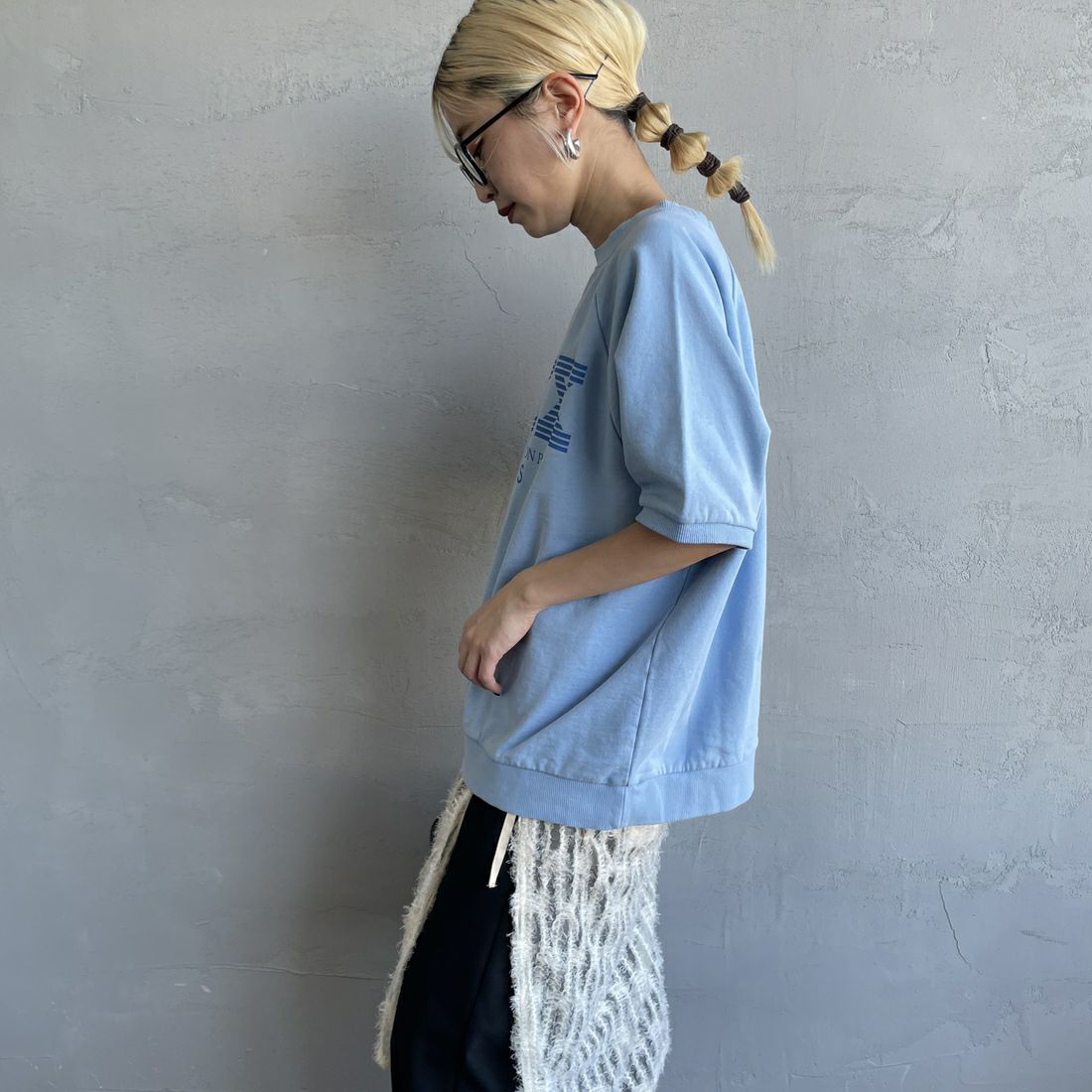 HANDTEX [ハンドテックス] 別注 ロゴプリント ラグランスリーブスウェット [HT7-CST-IN5-JF] ｻｯｸｽ &&モデル身長：150cm 着用サイズ：F&&