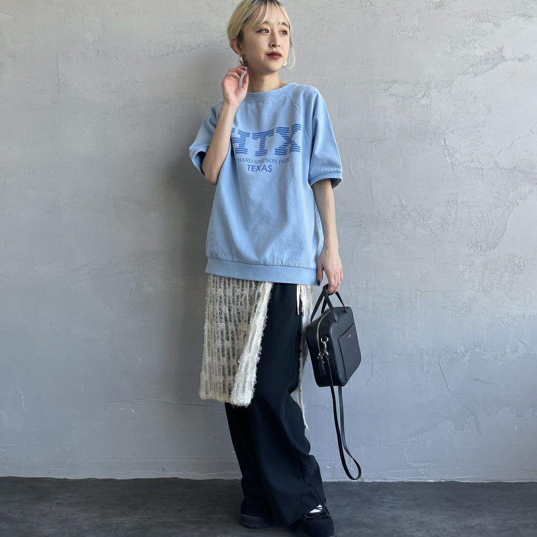 HANDTEX [ハンドテックス] 別注 ロゴプリント ラグランスリーブスウェット [HT7-CST-IN5-JF] ｻｯｸｽ &&モデル身長：150cm 着用サイズ：F&&