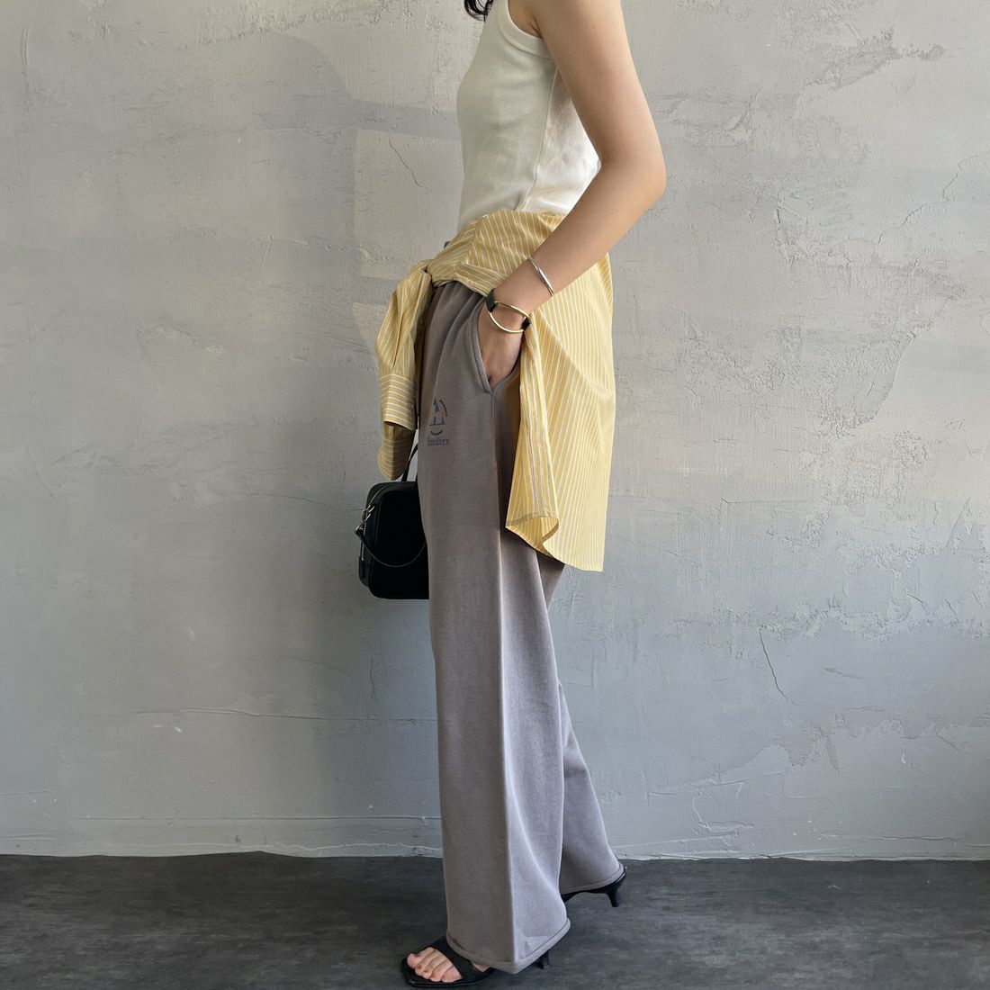 HANDTEX [ハンドテックス] 別注 ワンポイントロゴ ワイドストレートスウェットパンツ [HT1-PT-IN5-JF] ｸﾞﾚｰ &&モデル身長：160cm 着用サイズ：F&&