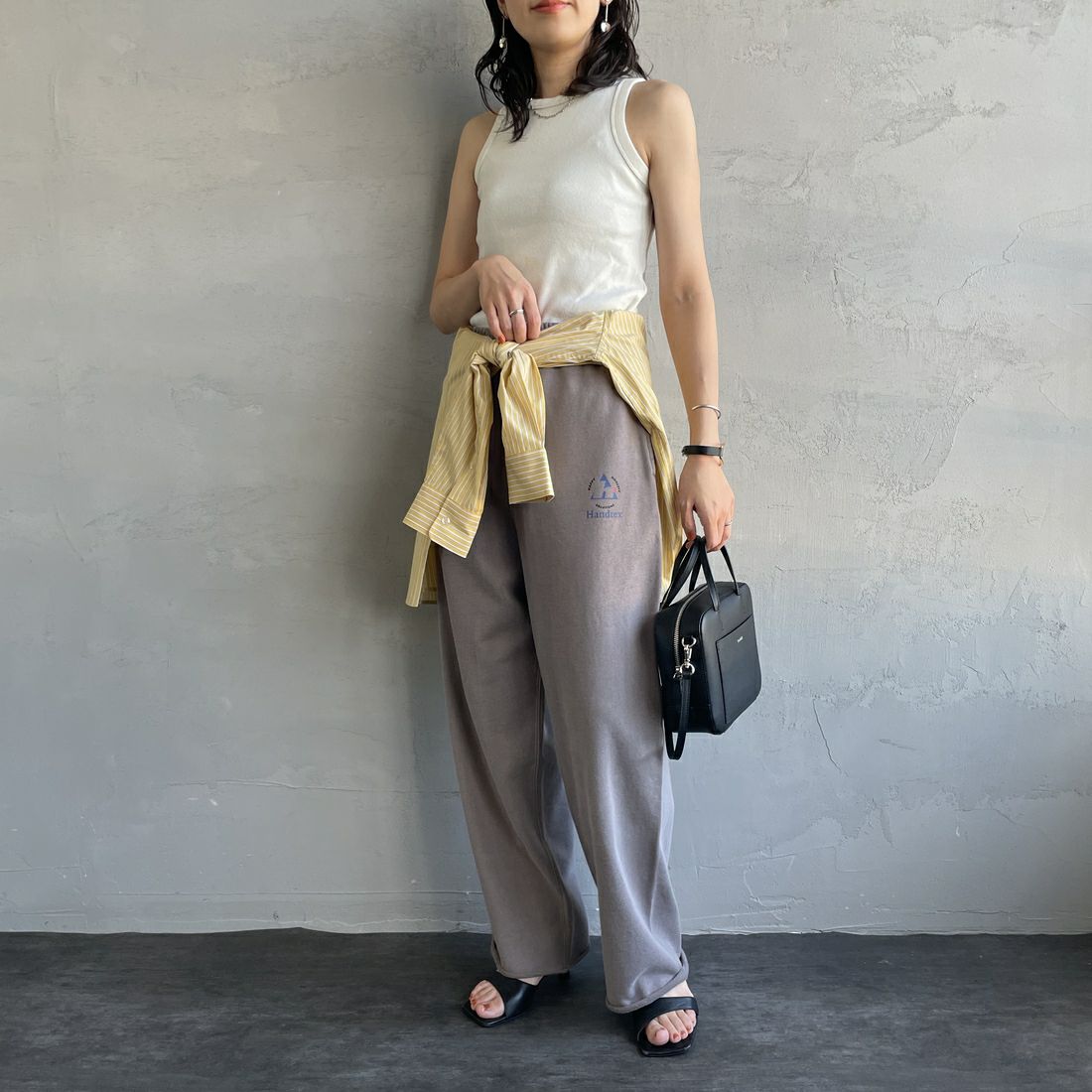 HANDTEX [ハンドテックス] 別注 ワンポイントロゴ ワイドストレートスウェットパンツ [HT1-PT-IN5-JF] ｸﾞﾚｰ &&モデル身長：160cm 着用サイズ：F&&