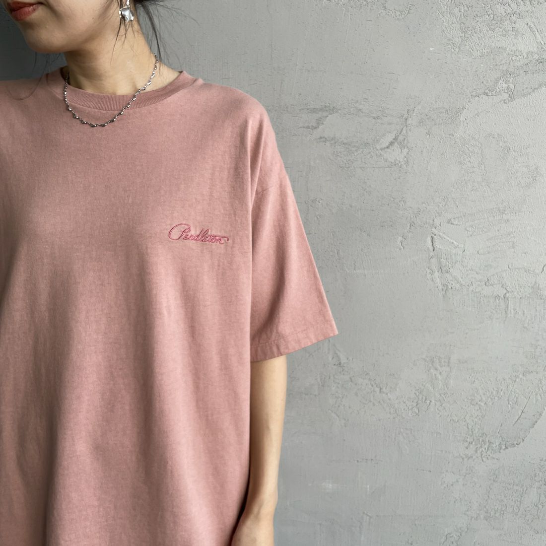 PENDLETON [ペンドルトン] 別注 ピグメント染め ネイティブ柄バックプリントTシャツ [5275-0206-JF] PINK