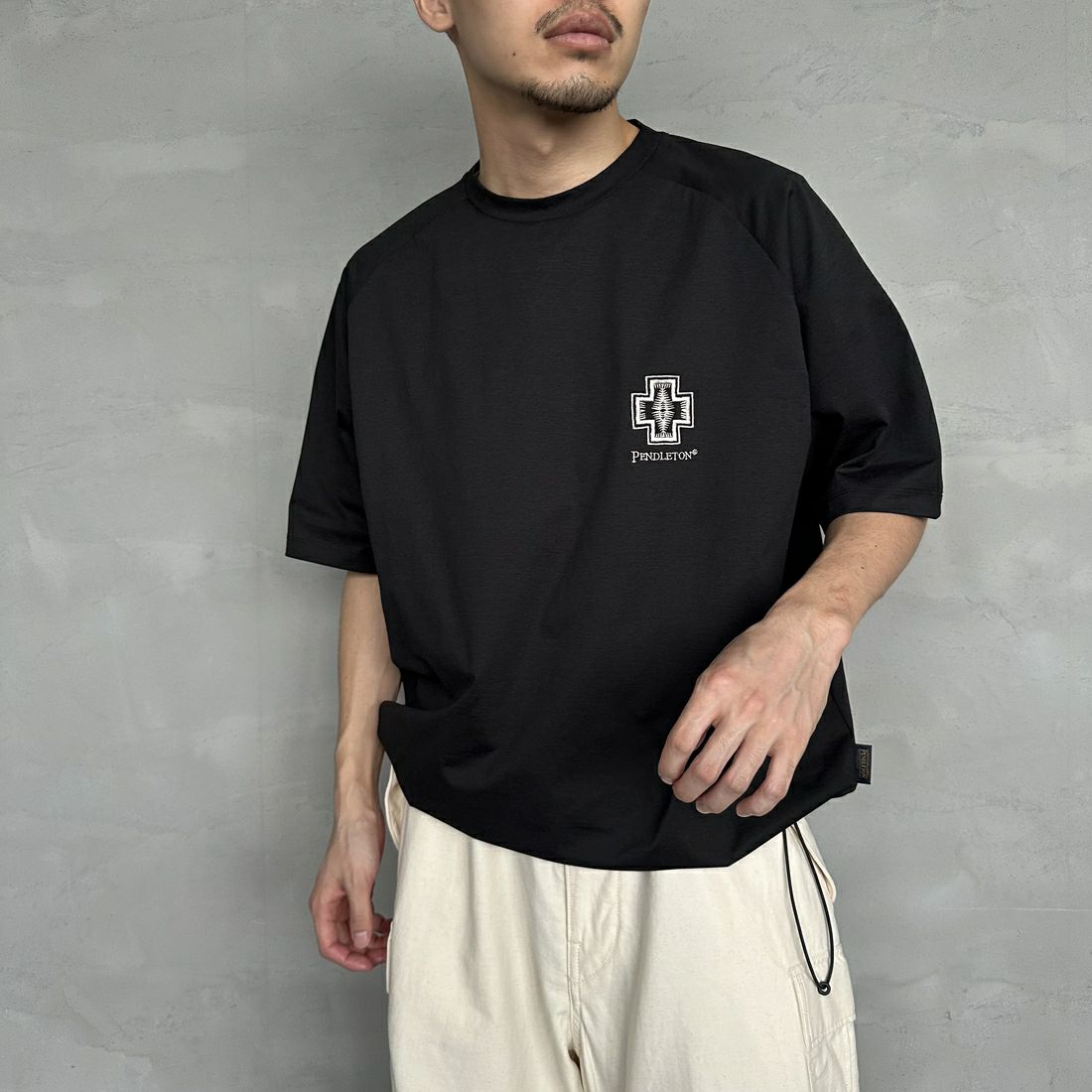 BLACK&&モデル身長：168cm 着用サイズ：M&&