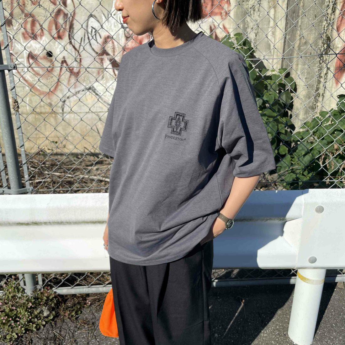 PENDLETON [ペンドルトン] 別注 ドローコード付き ネイティブ柄ワンポイントロゴ刺繍Tシャツ [5275-0205-JF]