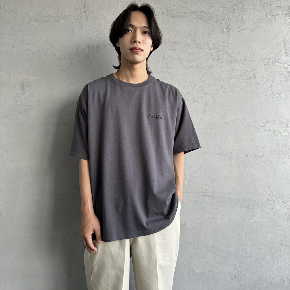 PENDLETON [ペンドルトン] 別注 ピグメント染め ネイティブ柄バックプリントTシャツ [5275-0206-JF] SUMIKURO &&モデル身長：179cm 着用サイズ：XL&&