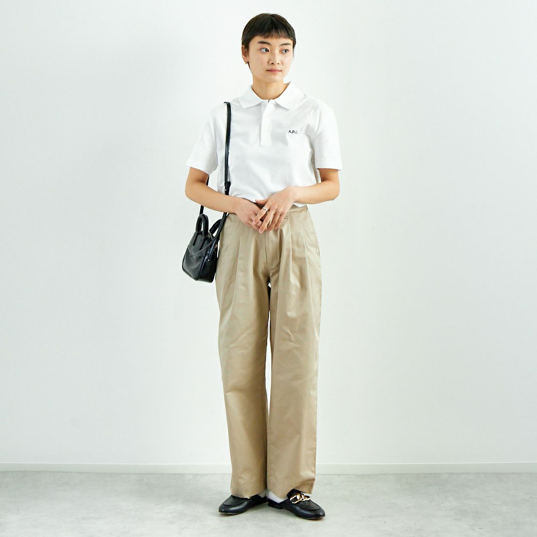 A.P.C. [アー・ペー・セー] スタンダードポロシャツ [POLO-STANDARD] 90 BLANC &&モデル身長：160cm 着用サイズ：XS&&