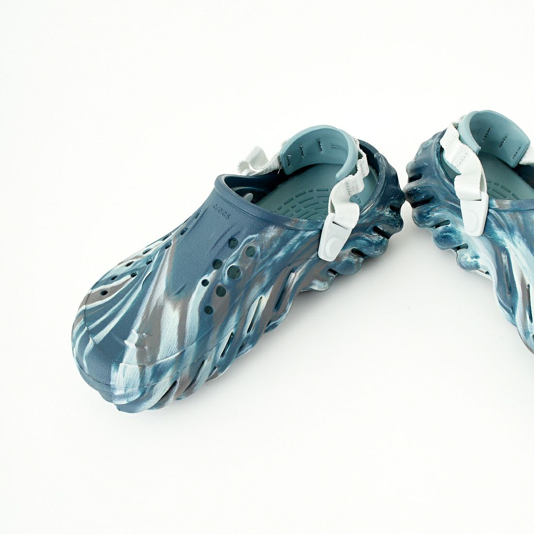 Crocs [クロックス] エコーマーブルクロッグ [208454] BLACK SAND