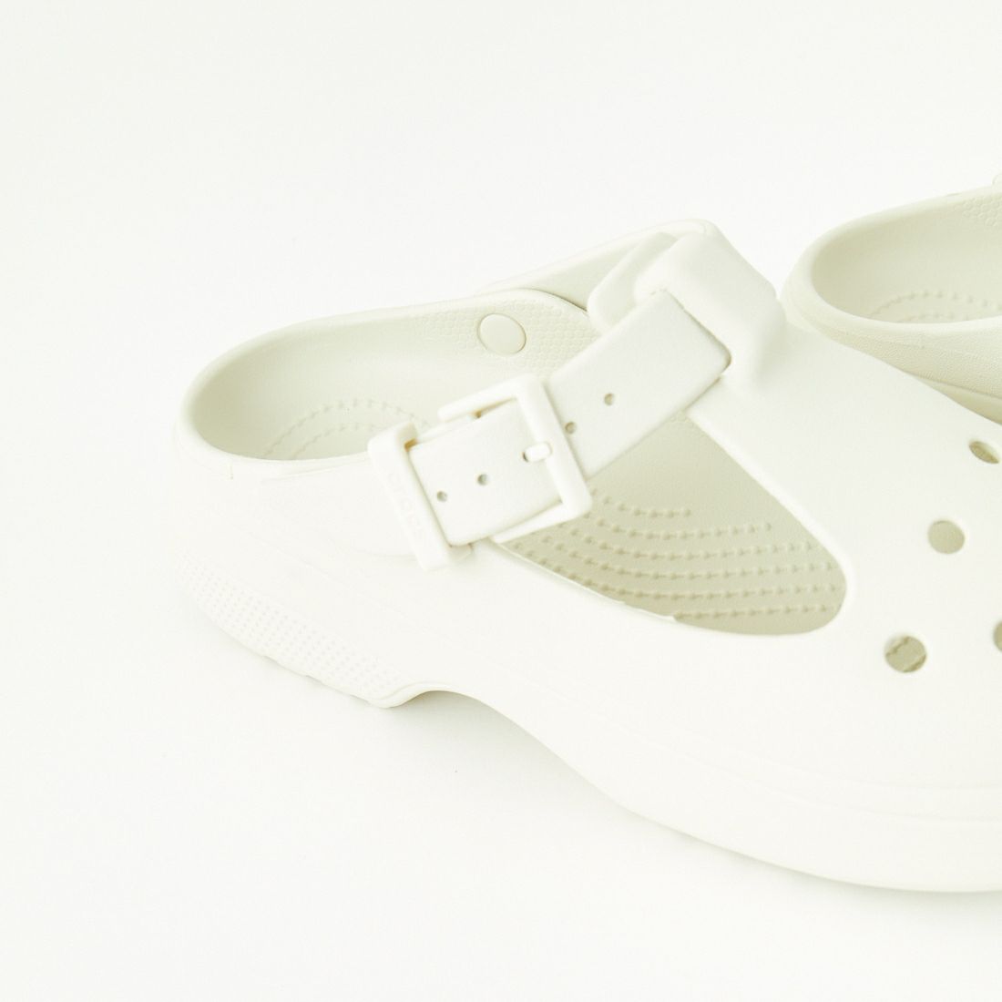 Crocs [クロックス] クラシック メリージェーンクロッグ [210581] LINEN