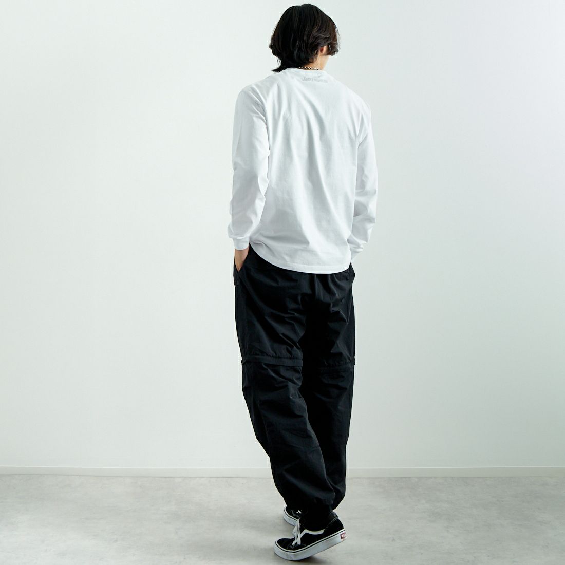 XLARGE [エクストララージ] XLタグ ロングスリーブTシャツ [101251011003] WHITE &&モデル身長：179cm 着用サイズ：M&&