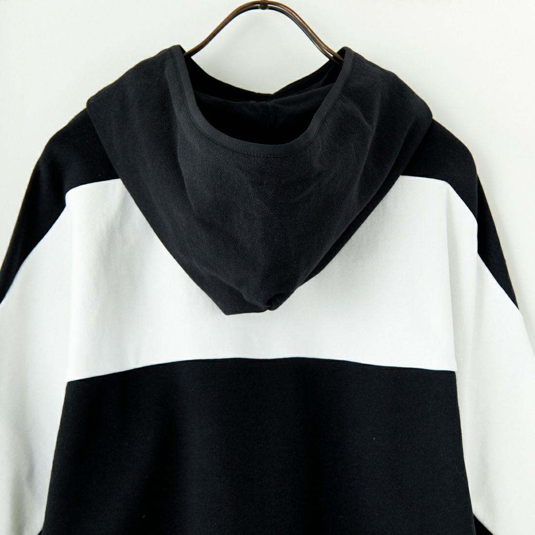 NIKE [ナイキ] エアフリース ロングスリーブフーディ [HJ0274] 010 ﾌﾞﾗｯｸ