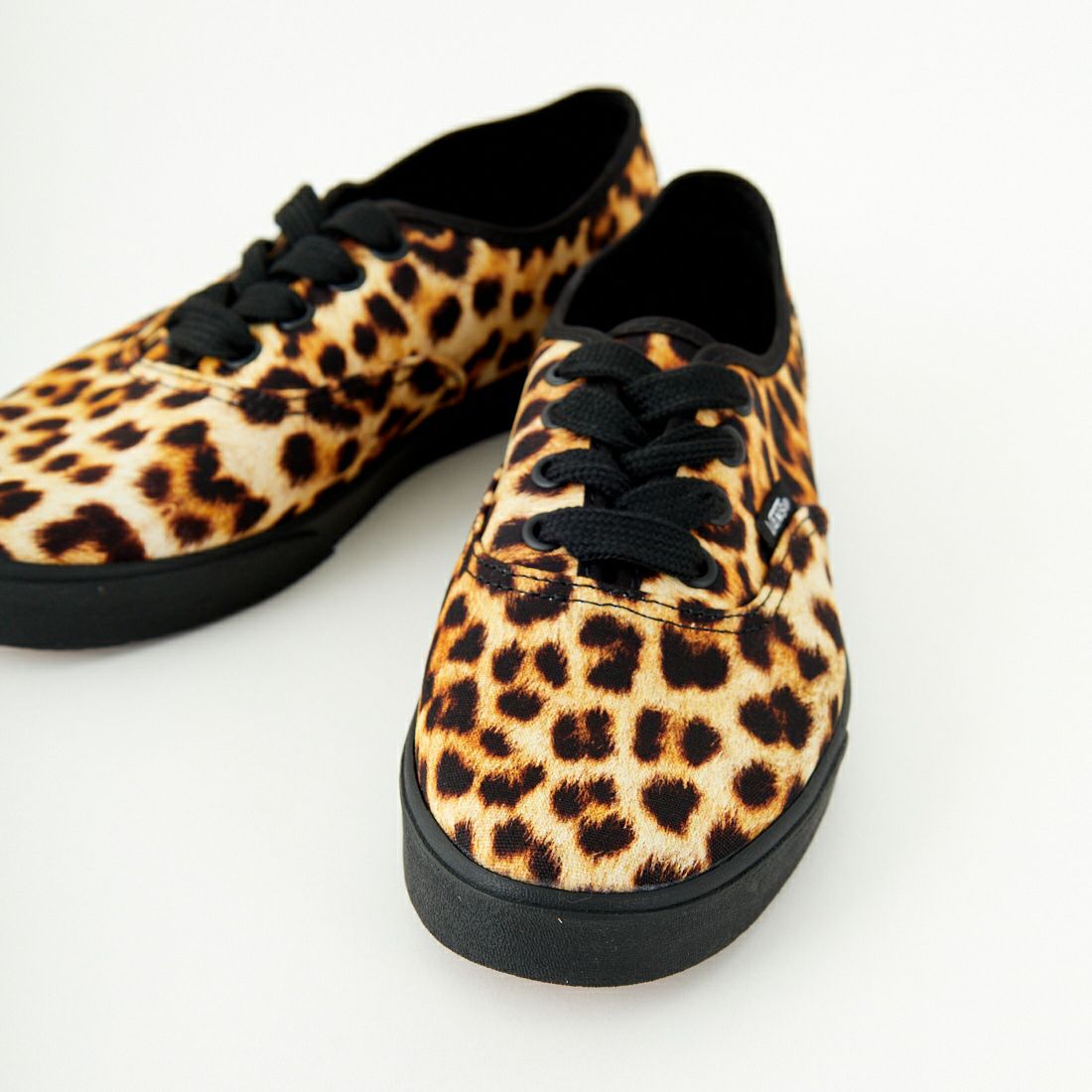 VANS [バンズ] オーセンティック ロープロ [VN000D04LPR] LEOPARD