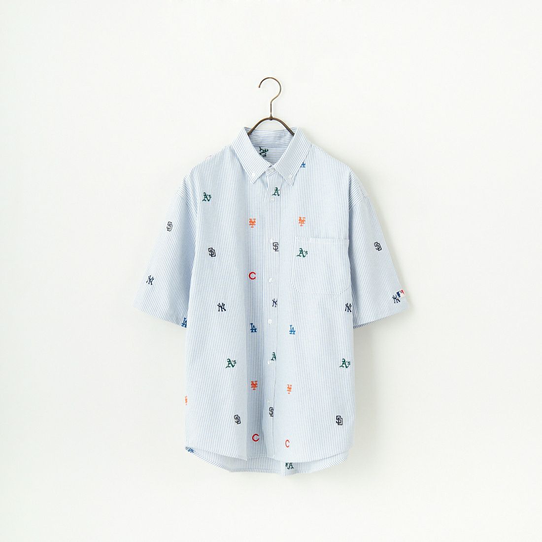 Fanatics [ファナティクス] 別注 MLB ランダムロゴ刺繍 ストライプ柄ボタンダウンショートスリーブシャツ [ML2124FW0002-JF] NAVY STRIP