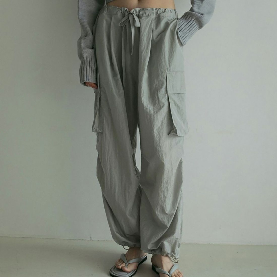 anuke アンヌーク Nylon Cargo Pants size 38 anuke アンヌーク Nylon Cargo Pants size 38