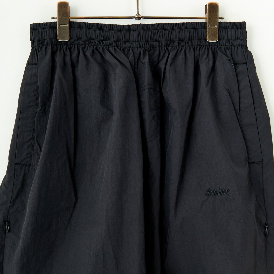 frostline [フロストライン] 別注 ナイロンパンツ [FL7-PT-IN5-JF] BLACK