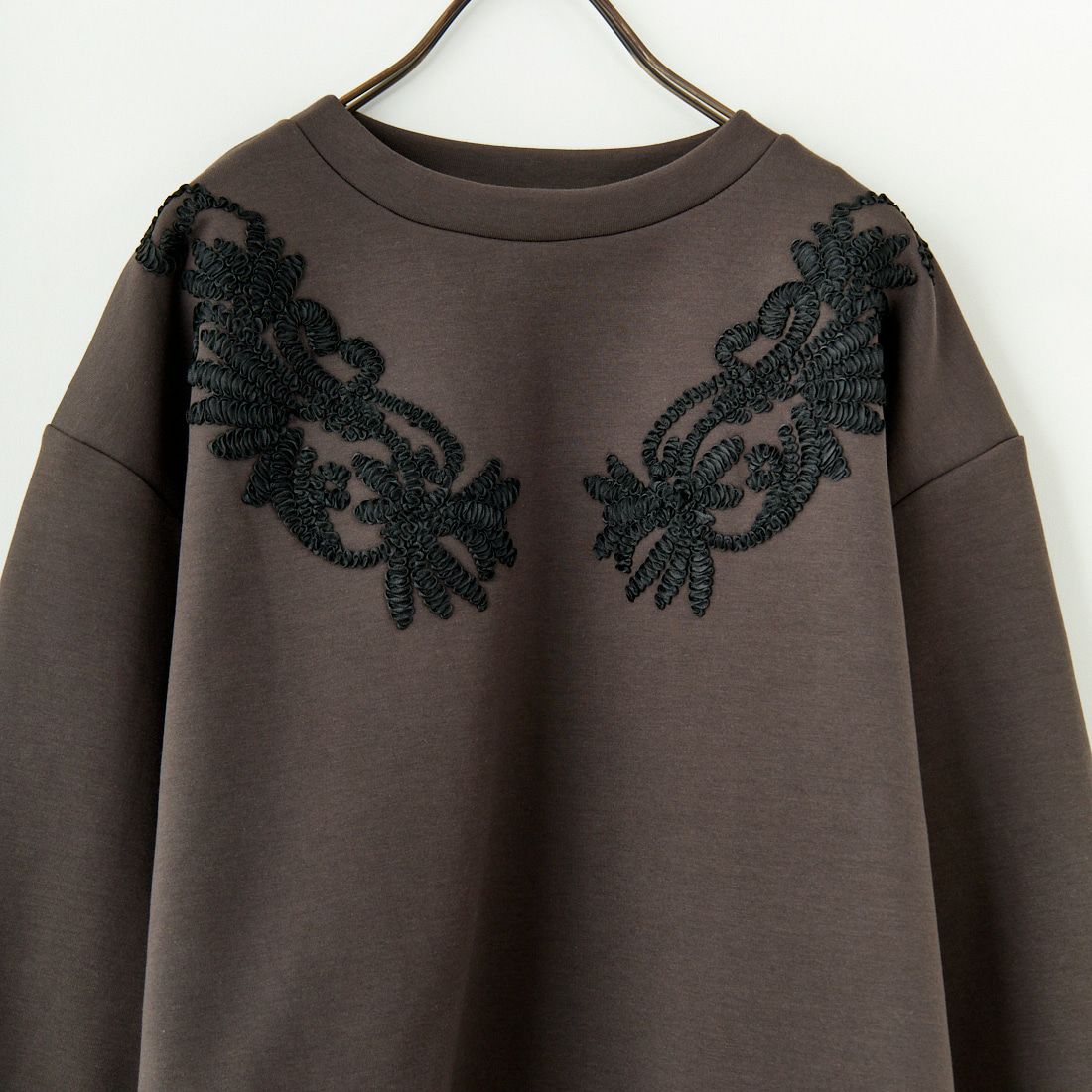 Jeans Factory Clothes [ジーンズファクトリークローズ] ダンボールニットテープ刺繍プルオーバー [149809] 08 ﾁｬｺｰﾙ