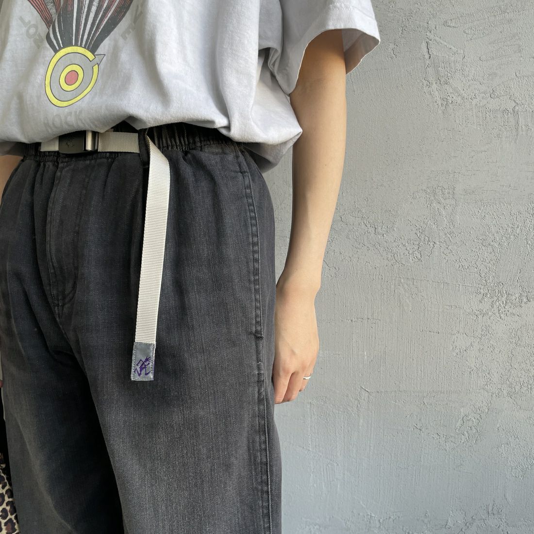 GRAMiCCi [グラミチ] 別注 エブリデイ ストレッチデニムパンツ [GUP5-S2051-JF] BLACK USED &&モデル身長：160cm 着用サイズ：S&&