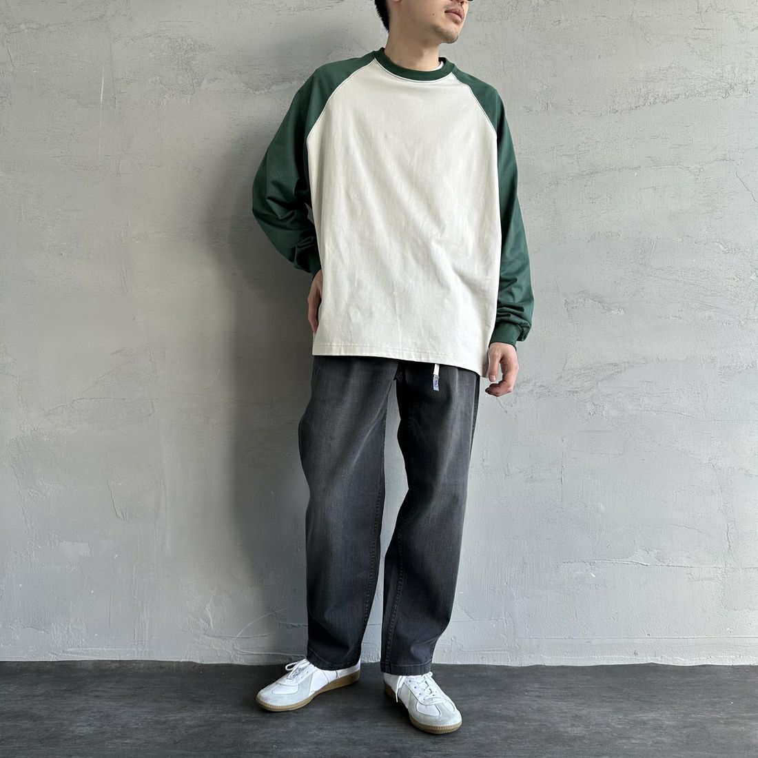 GRAMiCCi [グラミチ] 別注 エブリデイ ストレッチデニムパンツ [GUP5-S2051-JF] BLACK USED &&モデル身長：168cm 着用サイズ：M&&