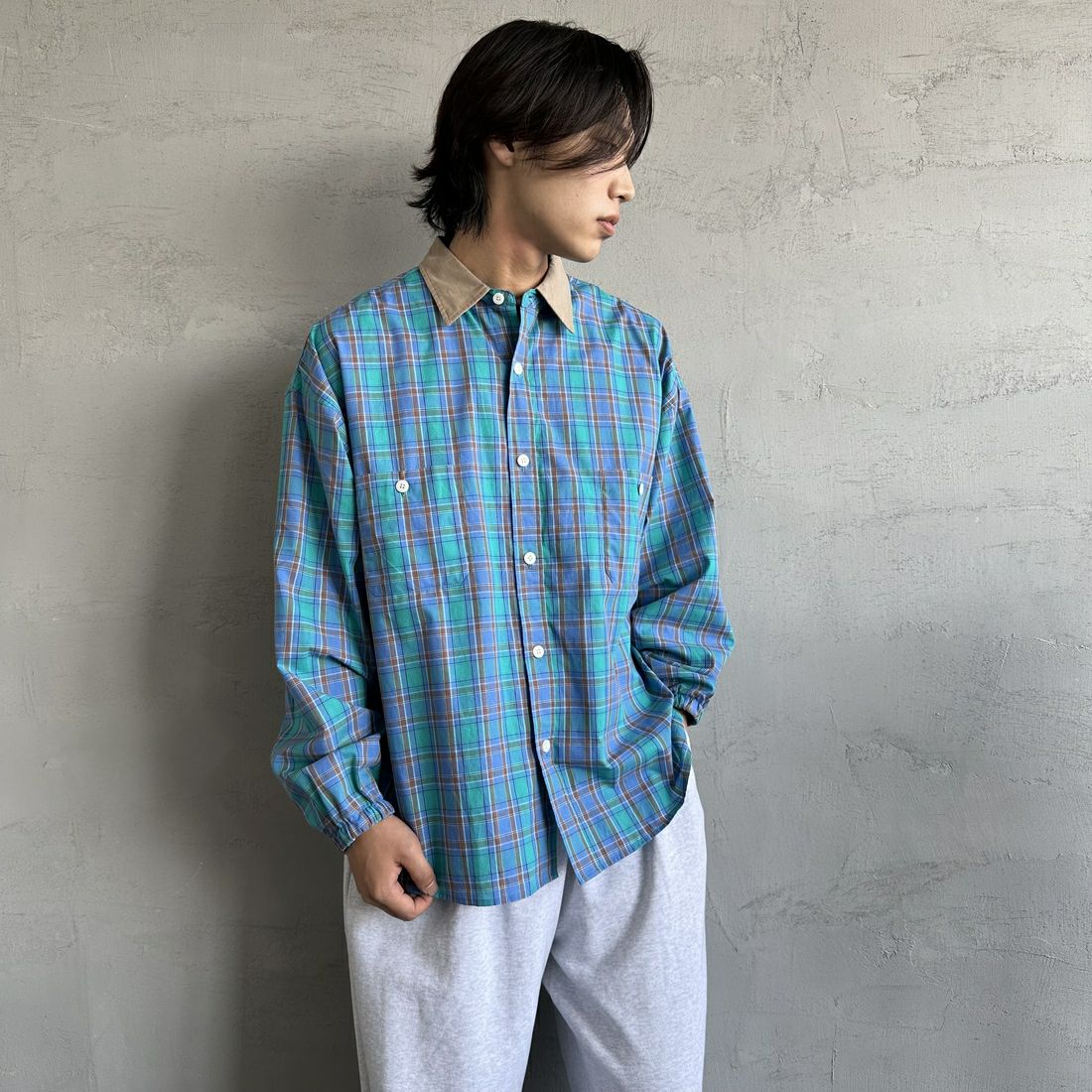 UNIVERSAL OVERALL [ユニバーサルオーバーオール] 別注 ビッグシルエットパジャマシャツ [U2511100IN-JF] BLU CHECK &&モデル身長：179cm 着用サイズ：L&&