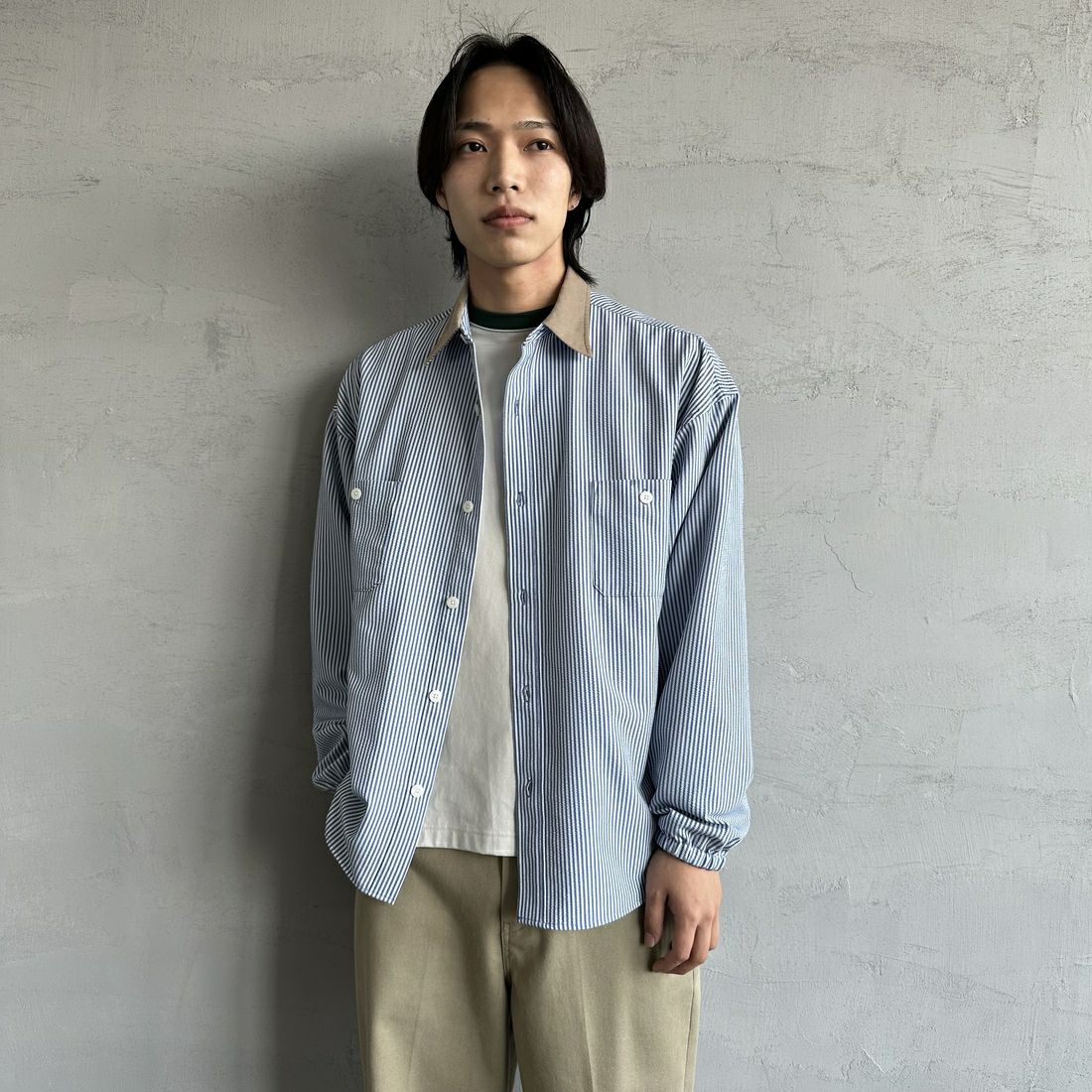 UNIVERSAL OVERALL [ユニバーサルオーバーオール] 別注 ビッグシルエットパジャマシャツ [U2511100IN-JF] BLU SUCKER &&モデル身長：179cm 着用サイズ：M&&