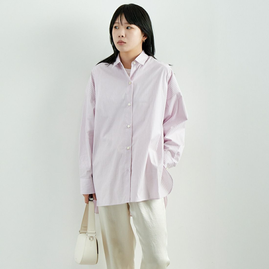 MICA&DEAL [マイカアンドディール] ストライプオーバーシャツ [0125101020] PINK &&モデル身長：167cm 着用サイズ：F&&