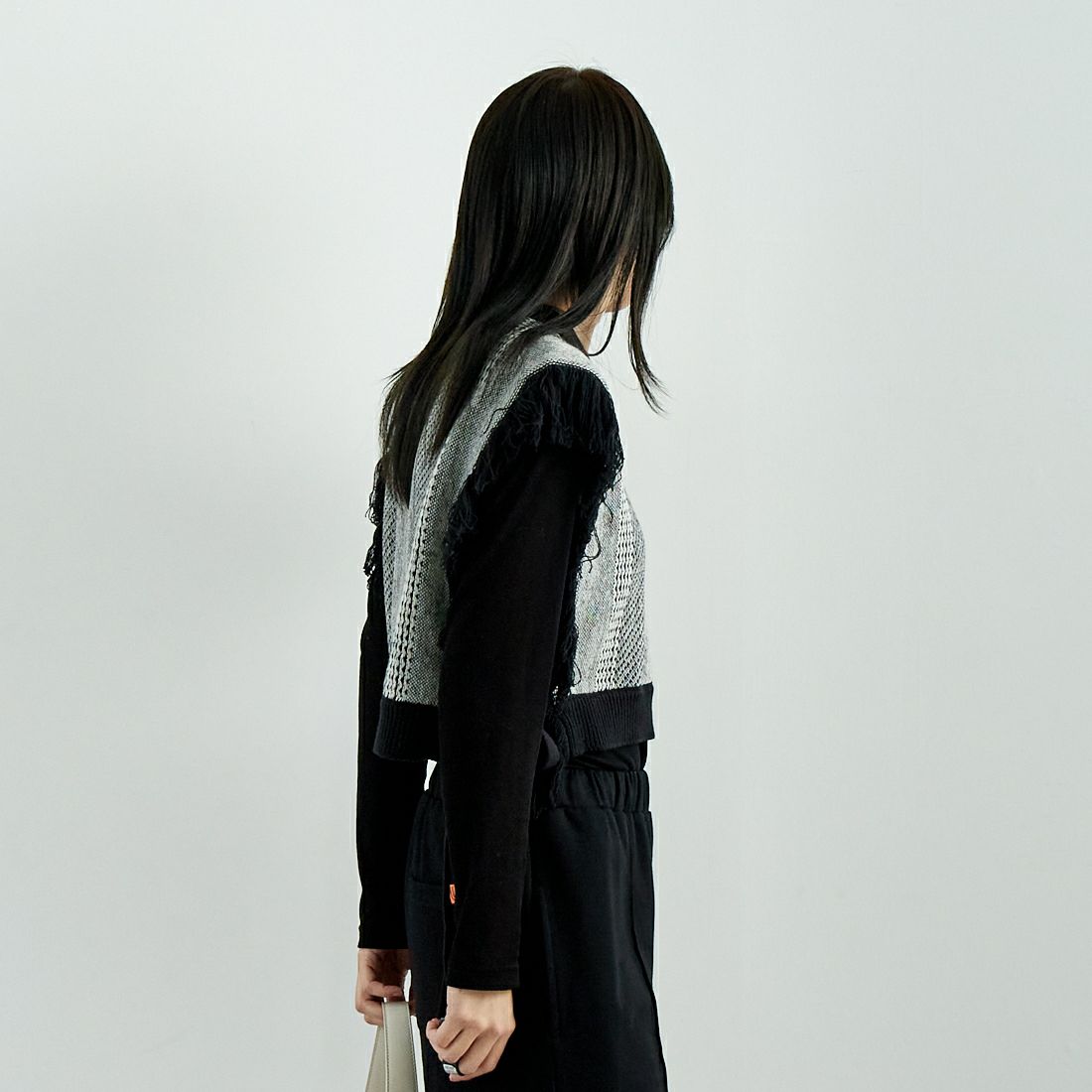 Jf Ready Made [ジェイエフレディメイド] ジャガードフリンジベスト [3010241] 880 ﾌﾞﾗｯｸ &&モデル身長：167cm 着用サイズ：F&&