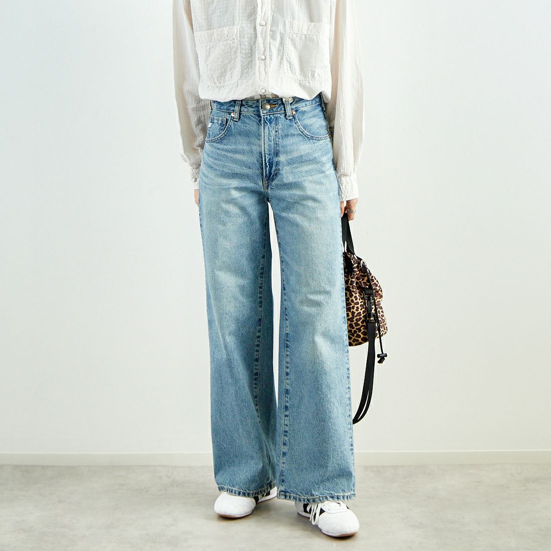 56 L.BLUE&&モデル身長：160cm 着用サイズ：S&&