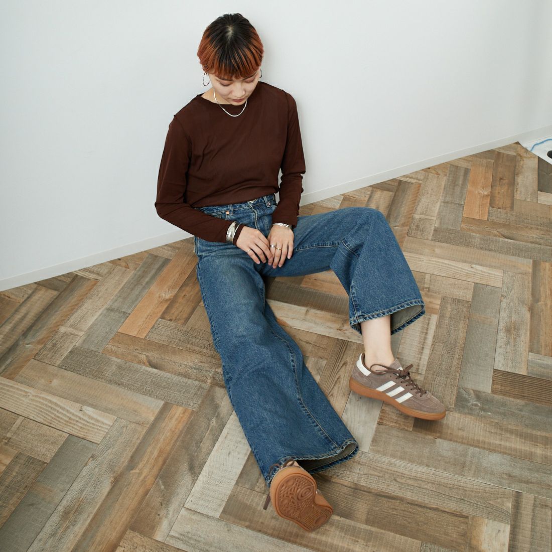 SOMETHING [サムシング] LISA ヴィンテージワイドデニムパンツ [SEA10] 40 MID BLU &&モデル身長：160cm 着用サイズ：S&&