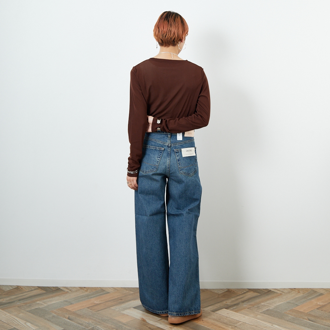 SOMETHING [サムシング] LISA ヴィンテージワイドデニムパンツ [SEA10] 40 MID BLU &&モデル身長：160cm 着用サイズ：S&&