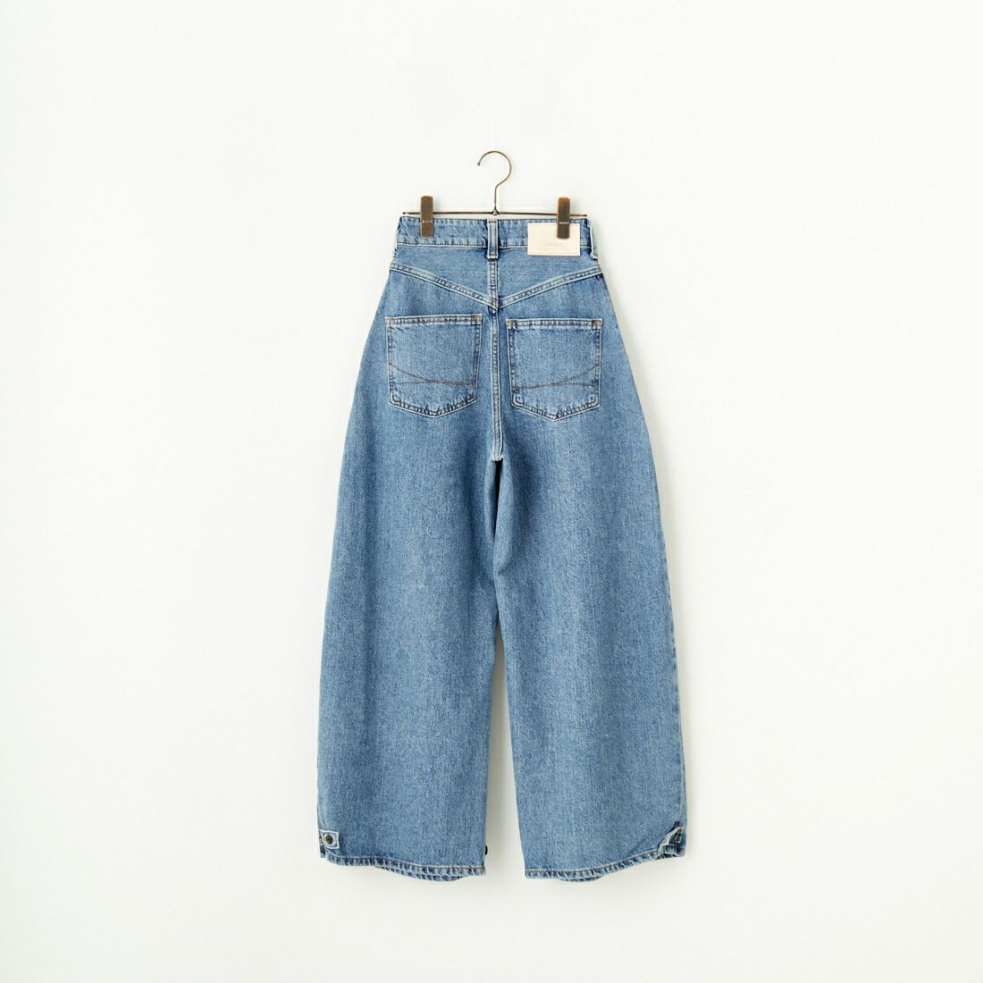 SOMETHING [サムシング] タックバルーンワイドデニムパンツ [SA1009] 94 L.BLUE