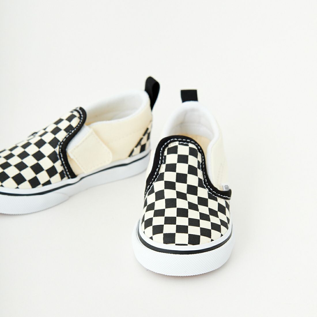VANS [バンズ] キッズ スリッポン [VN0A34885GX] BLK/WHITE