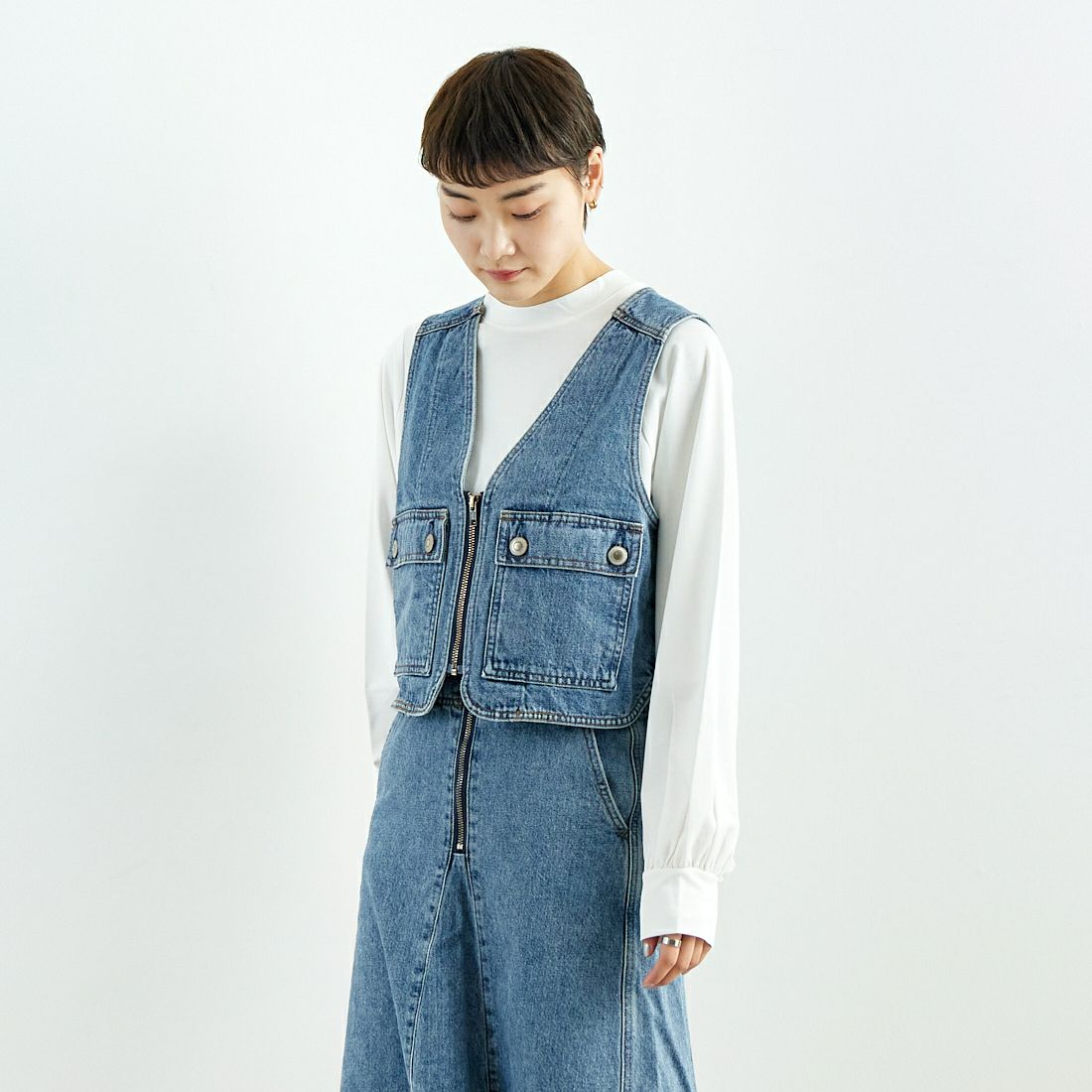 SOMETHING [サムシング] フィッシャーマンベスト [SAT004] 94 L.BLUE &&モデル身長：160cm 着用サイズ：S&&