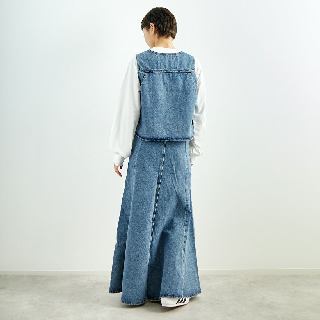 SOMETHING [サムシング] フィッシャーマンベスト [SAT004] 94 L.BLUE &&モデル身長：160cm 着用サイズ：S&&