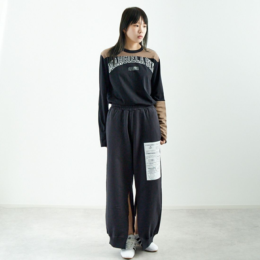 MM6 Maison Margiela [エムエムシックス メゾン マルジェラ] ロングスリーブパネル切替Tシャツ [SH0NH0010-S24312] 900 BLACK &&モデル身長：167cm 着用サイズ：XS&&